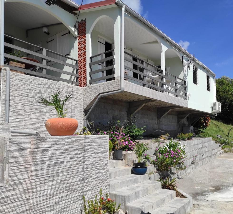 Villa "Au Magnifique Vue " Le Marin Exterior foto