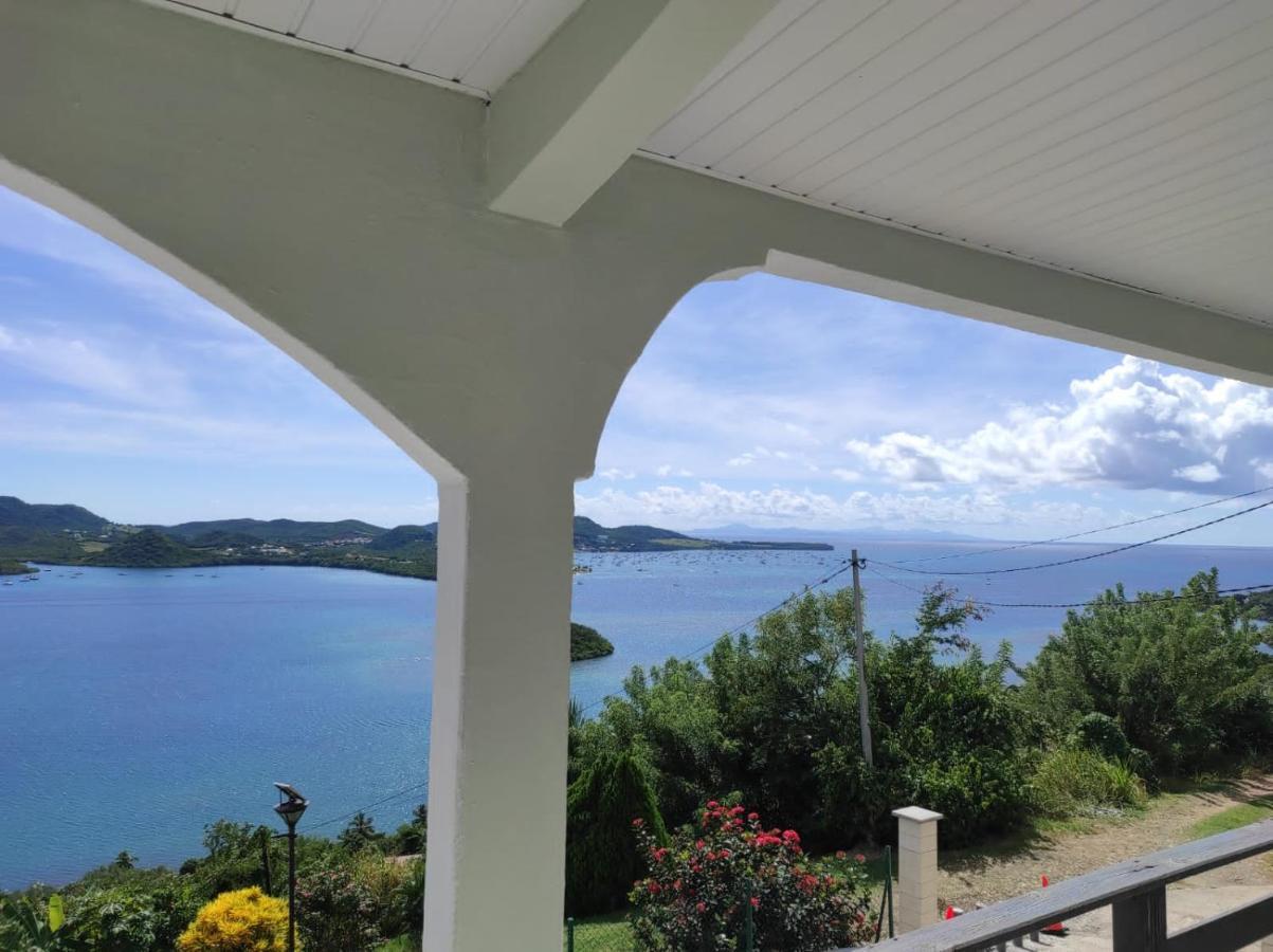 Villa "Au Magnifique Vue " Le Marin Exterior foto